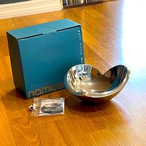 NWT Nambe love bowl